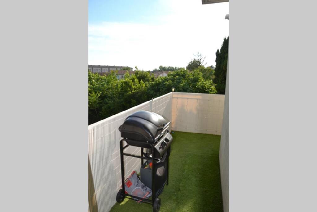 Appartement Lumineux Et Calme Avec Terrasse Avignon Exteriér fotografie